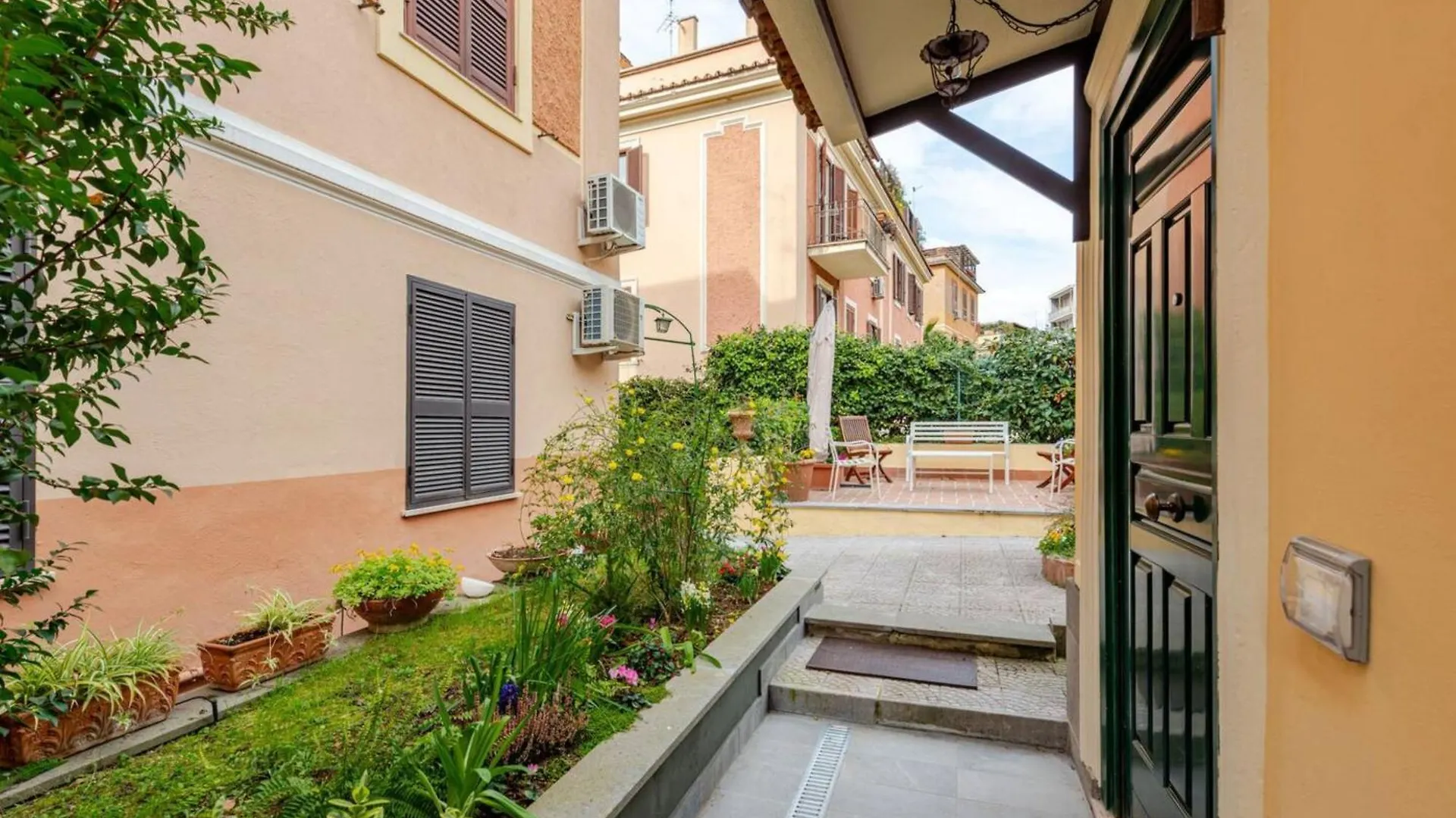 Cottage San Giovanni Rome Italy